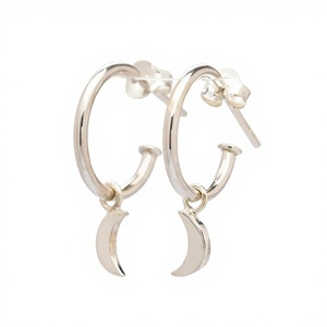 Pendientes de Aro de Plata 925 con Dije de Luna, Diseño Minimalista, Joyería para Uso Diario de Mujer - Product Image 1