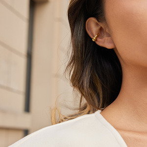 Golden Double Hoop <b>Cuff</b> <b>Earrings</b> Geometric Design For Women Non-Pierced <b>Ear</b> Clips Light Luxury Jewelry - Product Image 3