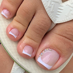 <span class=keywords><strong>Ongles</strong></span> de pieds courts en ABS durable, style français, avec bordure blanche et strass, design tendance et élégant, faciles à poser - Product Image 1