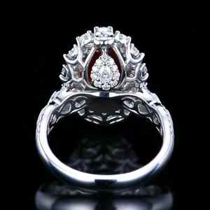 แหวน/จี้เพชรทองคำ 18K น้ำหนัก 4.03 กะรัต จาก SGARIT โมซัมบิก ประดับด้วยเพชรธรรมชาติและทับทิมสีแดงเลือดนกแบบไม่ผ่านการอบความร้อน ชุดเครื่องประดับหรูหรา - Product Image 3