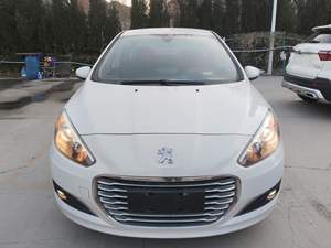 <span class=keywords><strong>Peugeot</strong></span> <span class=keywords><strong>308</strong></span> d'<span class=keywords><strong>occasion</strong></span> 2014, édition Enjoy Classic, 1.6L <span class=keywords><strong>automatique</strong></span>, norme Euro V, 75 000 à 100 000 km, berline - Product Image 2