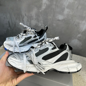 Sneakers décontractées de luxe 3XL pour hommes et femmes, chaussures de course originales de haute qualité avec logo, style décontracté pour la marche - Product Image 5