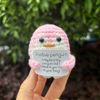 Pomme de terre positive maison chambre fête décor Mini fait à la main pingouin en peluche pendentif fil à tricoter mignon poupée cadeaux d'anniversaire décoration de chambre