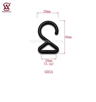 Chine Usine En Gros En Plastique Triangle J Crochet Tente Extérieure Accessoires 20mm Plat Crochet Boucle Sécurité Bonne Qualité