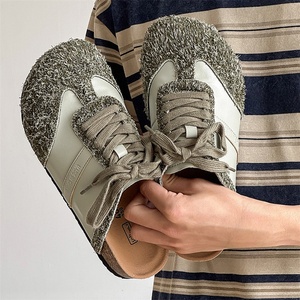 Calzado Deportivo de Diseño Innovador para Hombre y Mujer, Versátil, Cómodo, con Cordones, de Lana, Impermeable, con Entresuela de Piel de Oveja y Suela de Goma - Product Image 1