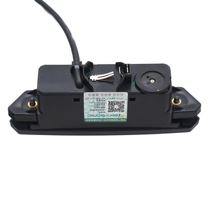 ระบบปรีแอมป์ SkySonic รุ่น T-901 พร้อมปิ๊กอัพแบบ Piezo, ตัวจับปิ๊กขนาด 81-98 มม. สำหรับกีตาร์แบบมีช่องเสียง - Product Image 5