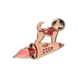 Pins de esmalte Space Dog, broches y insignias de solapa con diseño de cachorro astronauta en coche espacial, joyería de pin de animal de dibujos animados divertido para mochilas y <span class=keywords><strong>ropa</strong></span> - Product Image 1