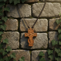 Collier avec pendentif religieux orthodoxe en bois en forme de croix, chaîne en corde - Unisexe, cadeau souvenir pour toutes les occasions avec gravure