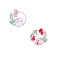 Schattige konijnenbloem ronde borduurpatches zelfklevende computergestikte badges kledingapplicatie voor kledingdecoratie