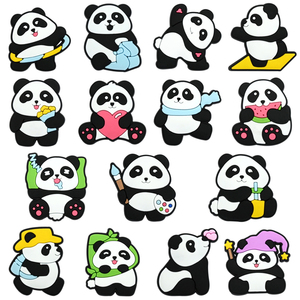 Sevimli <span class=keywords><strong>Panda</strong></span> ayakkabı Charms toptan Sneakers süslemeleri klipler <span class=keywords><strong>Panda</strong></span> bebek ayakkabı aksesuarları takunya dekor için - Product Image 2