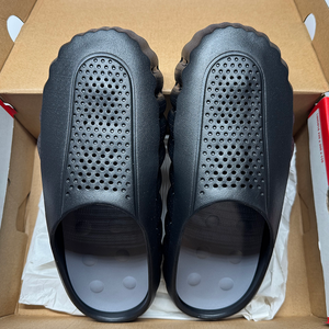 2026 New Pre-Match Training <b>Mules</b> Designer Closed-Toe <b>Slippers</b> with Inlaid Wear-Resistant Rubber Pads Soft and Skin-Friendly - Product Image 3