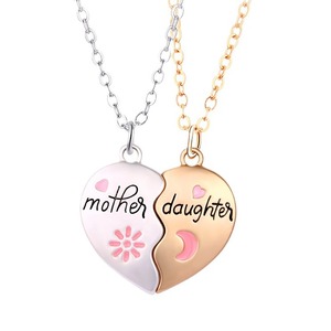 Conjunto Familiar de Collar con Colgante Magnético de Aleación con Esmalte, Regalo para el Día de la Madre, Primera Joyería al por Mayor, Collar Familiar con Esmalte - Product Image 1