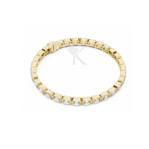 Pulsera de tenis con diamantes cultivados en laboratorio, corte esmeralda y engaste de bisel, en oro amarillo. Joyería geométrica llamativa, perfecta para novias. - Product Image 2