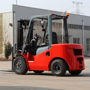 Fabriek Groothandelsprijs Kleine Heftrucks 2 Ton 3 Ton 5 Ton Diesel Vorkheftruck 4X4 All-Terrain Heftruck Te Koop - Product Image 4