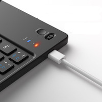 Keyboard Nirkabel Lipat Ultra Tipis Baru yang Dapat Diisi Ulang untuk Ponsel, Tablet & Laptop, Multi-perangkat