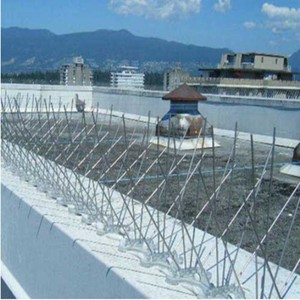 Eco-Friendly Solar Panel Bird <strong>Barrier</strong> <strong>Spikes</strong> Bird <strong>Spike</strong> Repellent Plastic Bird Protection <strong>Spikes</strong> - Product Image 6