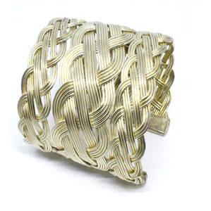 Brazalete geométrico de latón multicolor de 6 mm, color oro árabe, para mujer, estilo casual de verano, para el festival Sangeet, 2024 - Product Image 5