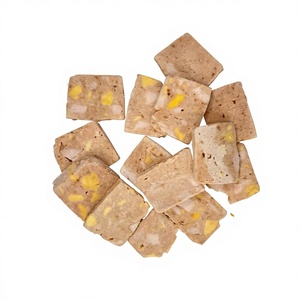 Friandises lyophilisées pour animaux de compagnie OEM, saumon, poulet et jaune d'œuf, oméga-3, ingrédients naturellement tranchés de qualité supérieure, friandises pour chats et chiens, 50g - Product Image 1
