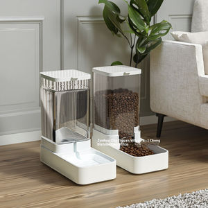 Set Mangiatoia e Distributore d'Acqua a Gravità per Animali Domestici Mangiatoia Automatica e Dispenser d'Acqua per Cani e Gatti di Grande Capacità - Product Image 6