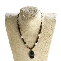 Collier court en chaîne perlée en hématite naturelle, bijoux bohèmes vintage pour femmes, charme de la paix en alliage