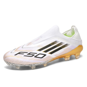 Nuevas Zapatillas Deportivas de Moda Transfronterizas, Zapatos de Fútbol para Estudiantes y Jóvenes, Comercio Exterior - Product Image 1