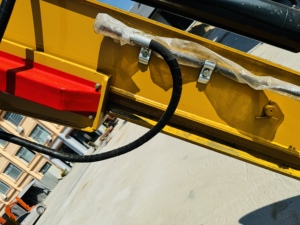 รถแบคโฮเดอร์420F หนอนผีเสื้อรถตัก420F มือสองประสิทธิภาพสูง - Product Image 6