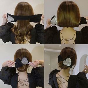 Al por mayor: Herramienta para hacer moños Deft Bun con pedrería, moldeador de moños tipo donut, trenzador de cabello para mujer - Product Image 6