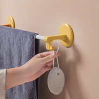 Porte-serviettes de piscine extérieur à double couche en métal auto-adhésif pour étagères d'affichage à la maison