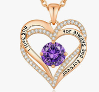 Collier pendentif en forme de cœur pour femme avec chaîne à maillons, zircone cubique, alliage de zinc, douze pierres de naissance, design double couche