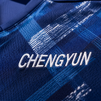 Geometrisches Speed Custom Fußballtrikot mit italienischer Tinten-Sublimation für globale Sport-Einzelhändler