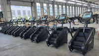 Équipement de fitness commercial pour salle de sport : Machine d'escalade métallique (Stairmaster Climber) directement du fabricant
