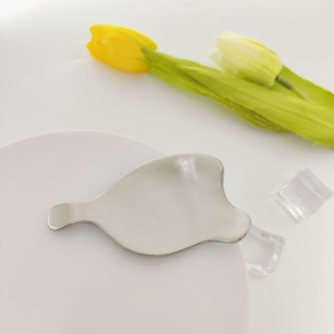 Plaque <span class=keywords><strong>de</strong></span> raclage en acier inoxydable OEM, planche Gua Sha pour la thérapie <span class=keywords><strong>de</strong></span> raclage du corps et du <span class=keywords><strong>visage</strong></span>, relaxation musculaire, outil <span class=keywords><strong>de</strong></span> lifting cutané - Product Image 2