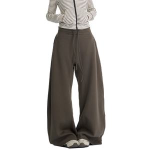 Pantalones Clásicos Anchos y Holgados para Hombre al por Mayor, Pantalones de Hombre de Alta Calidad, Pantalones Deportivos Clásicos con Parches para Hombre - Product Image 5