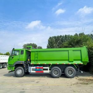 Camion benne Sinotruk Howo NX robuste avec caisse de chargement épaissie pour le transport de sable, de minerai et de terrassement sur les routes accidentées africaines - Product Image 3