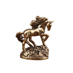 Figura de caballo del zodiaco de latón que persigue el dinero, decoración de mesa para el hogar u oficina, regalo de Año Nuevo Chino - Product Image 5