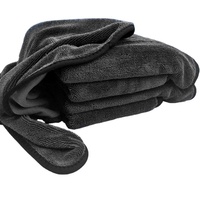 Serviette de lavage de voiture en microfibre multi-usages super absorbante 600 g/m² à boucles torsadées sur un côté, bord noir, étiquette lavée