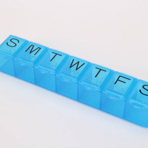 Caja de Medicina de plástico compacta portátil, horarios divididos, Braille largo de siete días a la semana para ropa de almacenamiento de pastillas al aire libre - Product Image 3