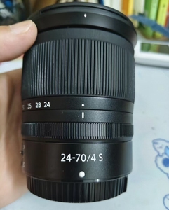 Objectif zoom standard plein format d'occasion Z 24-70mm F4 S pour monture d'appareil photo série Z - Product Image 1