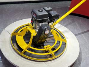 Frattazzatrice per Calcestruzzo ad Alta Efficienza con Finitura Superficiale Liscia - Product Image 1