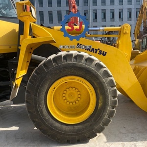 Oferta Especial: Cargadora de Ruedas Komatsu WA320 Usada - Maquinaria de Construcción de Alta Calidad con Capacidad de Cucharón de 2.3-3.2m³ y Bajo Consumo de Combustible - Product Image 2