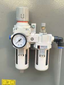 Scie à découper PVC/UPVC/Aluminium à double tête de haute précision avec moteur et roulement, machine de découpe automatique - Product Image 2