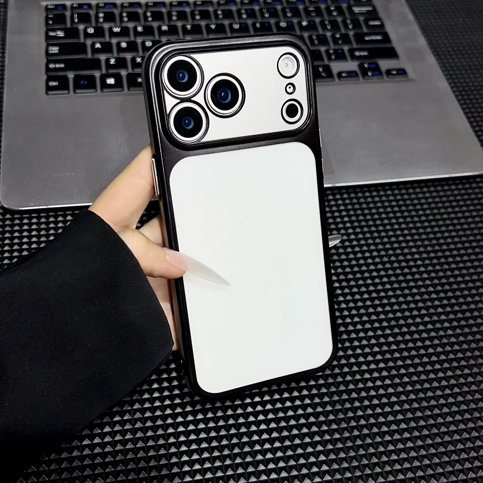 Chapado mate de 08 mm de espesor, negro