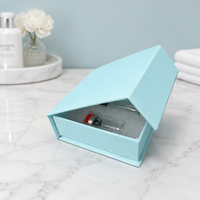 Boîte magnétique personnalisée avec insert en mousse pour flacons, boîte en carton blanc à fermeture magnétique avec impression de logo personnalisée, vente en gros