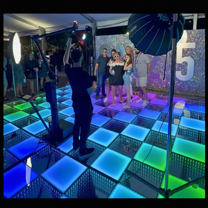 Plancher de danse LED rotatif magnétique sans fil intelligent à commande magnétique, économique et portable pour mariage en extérieur - Product Image 1