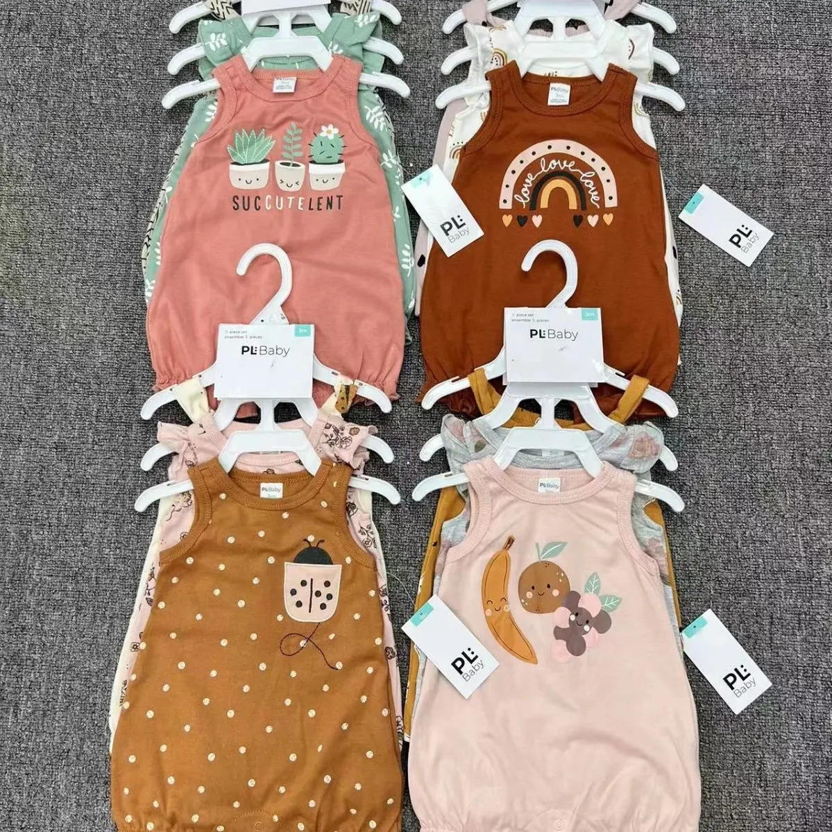 Tout nouveau gros vêtements stock nouveau-né garçons vêtements 0-24M printemps bébé vêtements barboteuses bretelles bébé vêtements