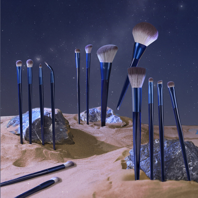 14-Piece Face Makeup Brush Set with Soft Synthetic Fibre and Wood Handle Cosmic Blue Wholesale New
