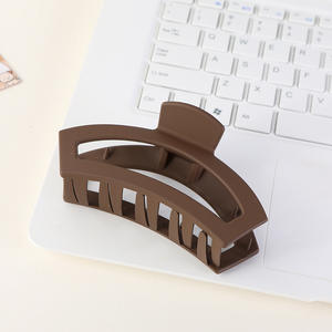 Pince à cheveux grande taille en plastique couleur unie style rétro français pour femme - Product Image 6