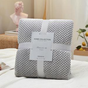 2023 <span class=keywords><strong>nouveau</strong></span> Design maison portable couverture ananas <span class=keywords><strong>treillis</strong></span> gaufré doux flanelle polaire avec couleur unie jeter couverture - Product Image 4