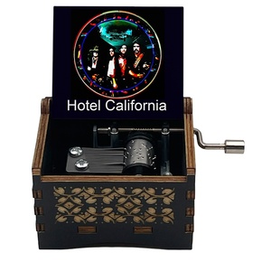 Caja de música de madera con manivela de Hotel California, banda famosa, melodía, movimiento de 18 notas, regalo especial para Fans y amigos - Product Image 2