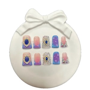 <span class=keywords><strong>Luna</strong></span> crea pegatinas de uñas artísticas hechas a mano, doradas y moradas, con forma de pico de pato y flores realzadas a mano, que son de ensueño. - Product Image 4